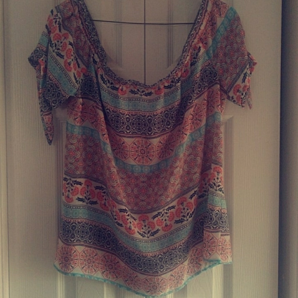 Off-The-Shoulder Summer Top.